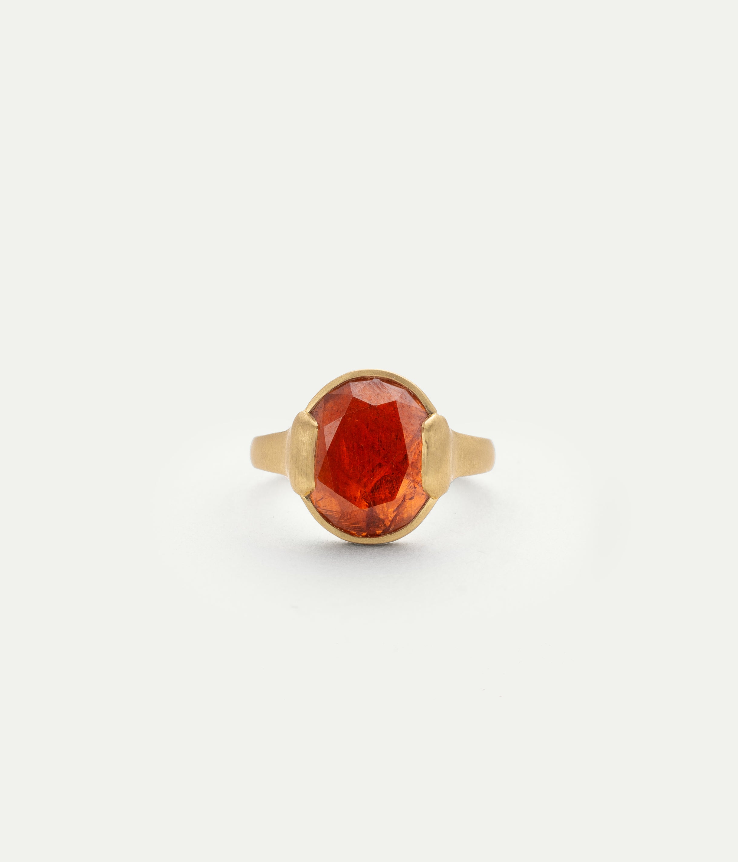 WE BY WHITE BIRD, Grace Red Garnet Ring