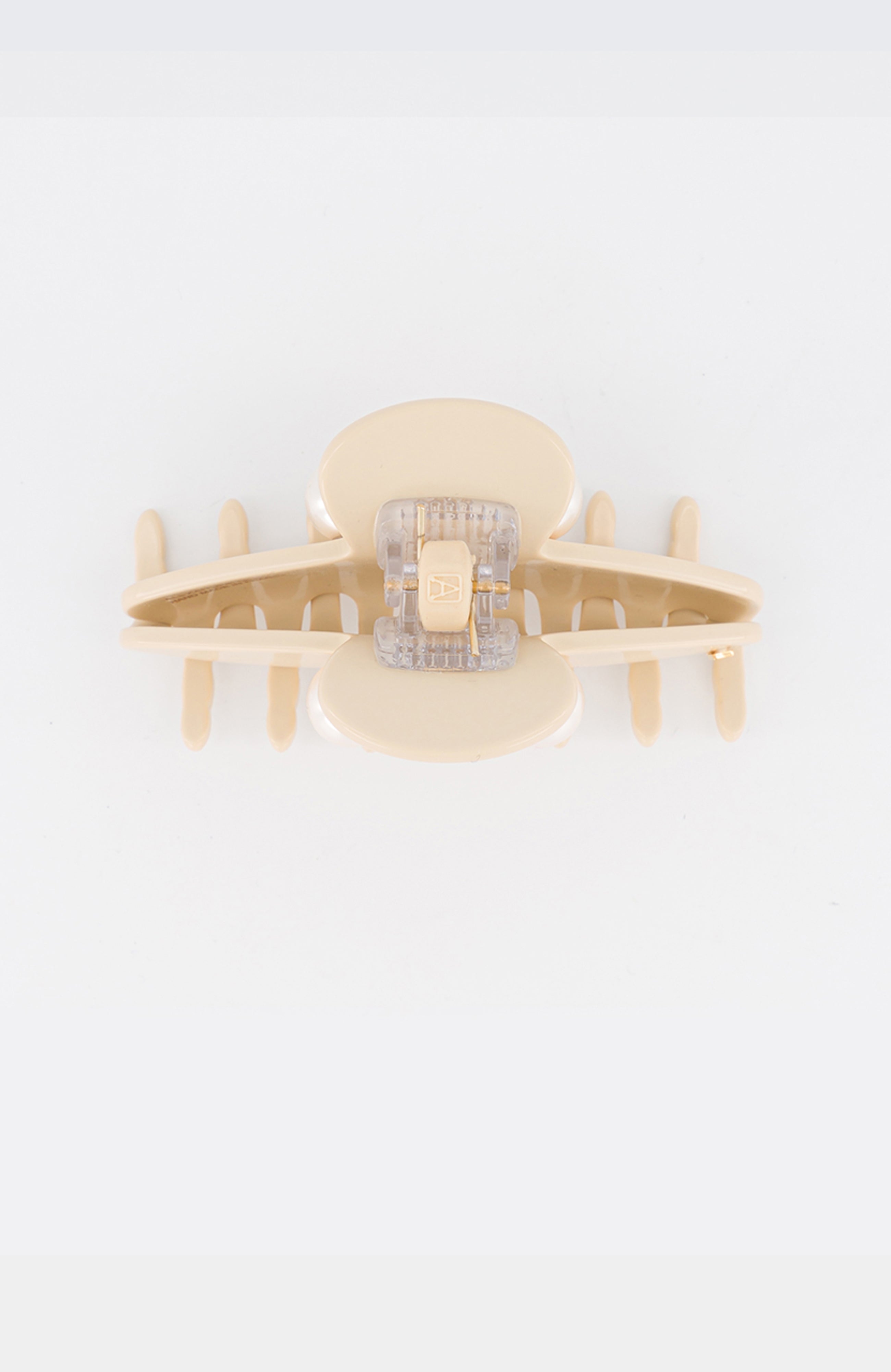 ALEXANDRE DE PARIS  Pearl Claw Clip