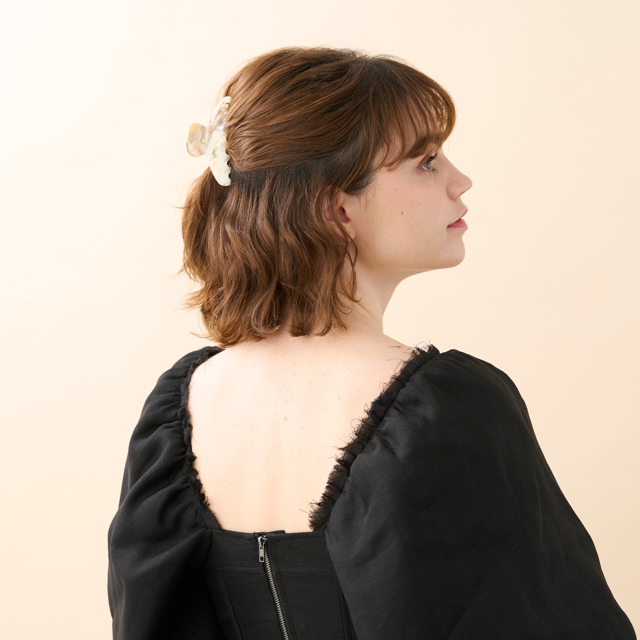 ALEXANDRE DE PARIS Ivory Acetate Hair Clip