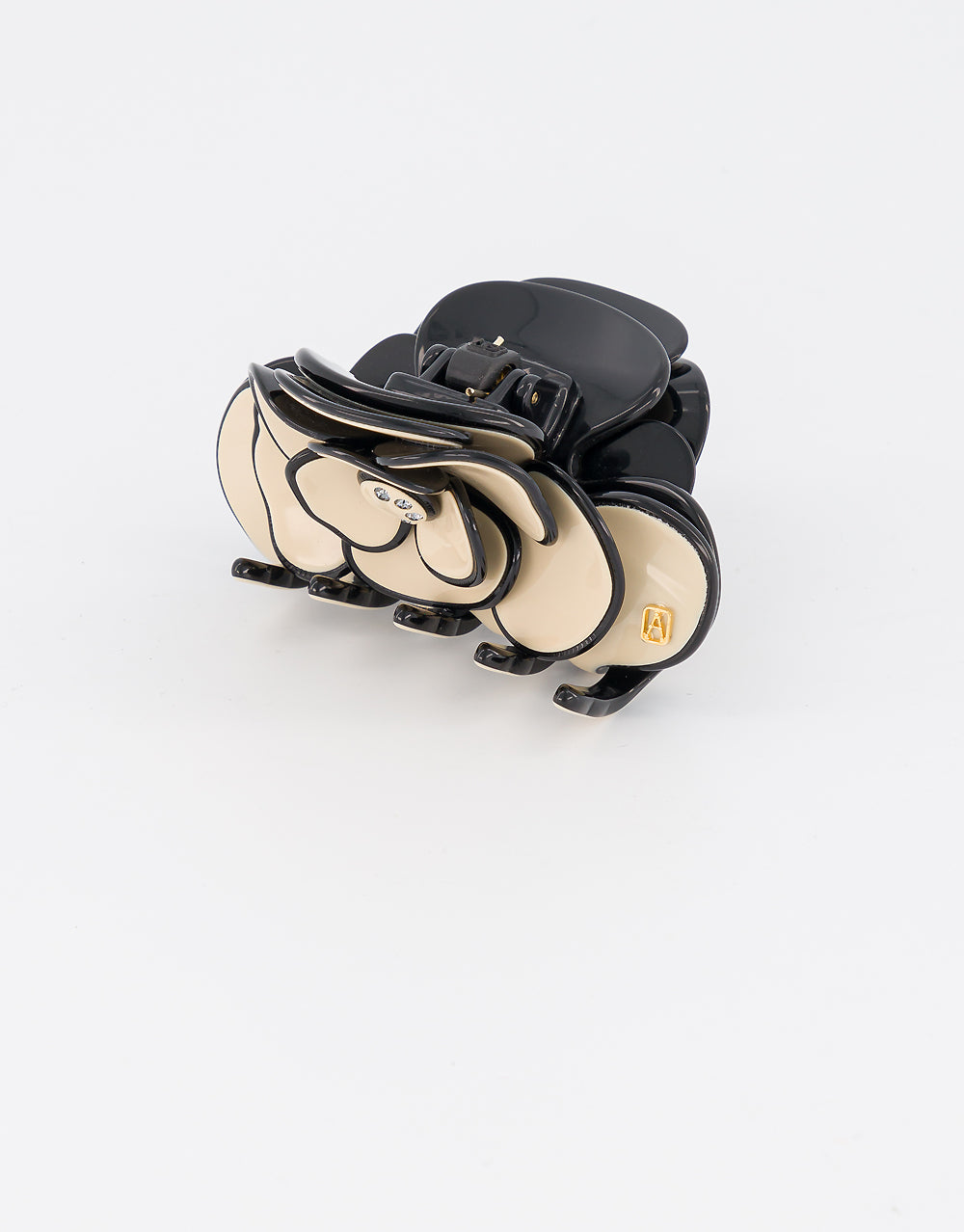 Camelia acetate hair clip