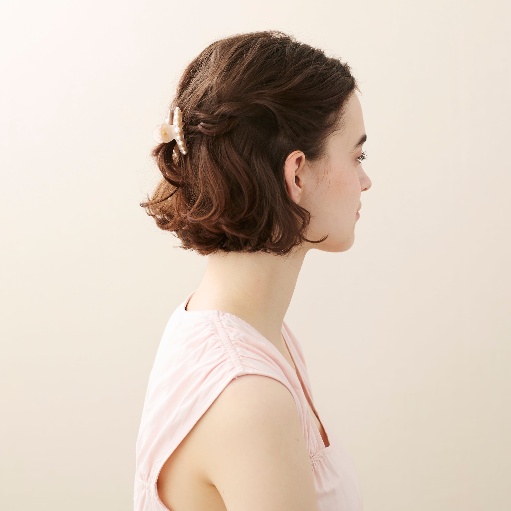 ALEXANDRE DE PARIS Pearl clip