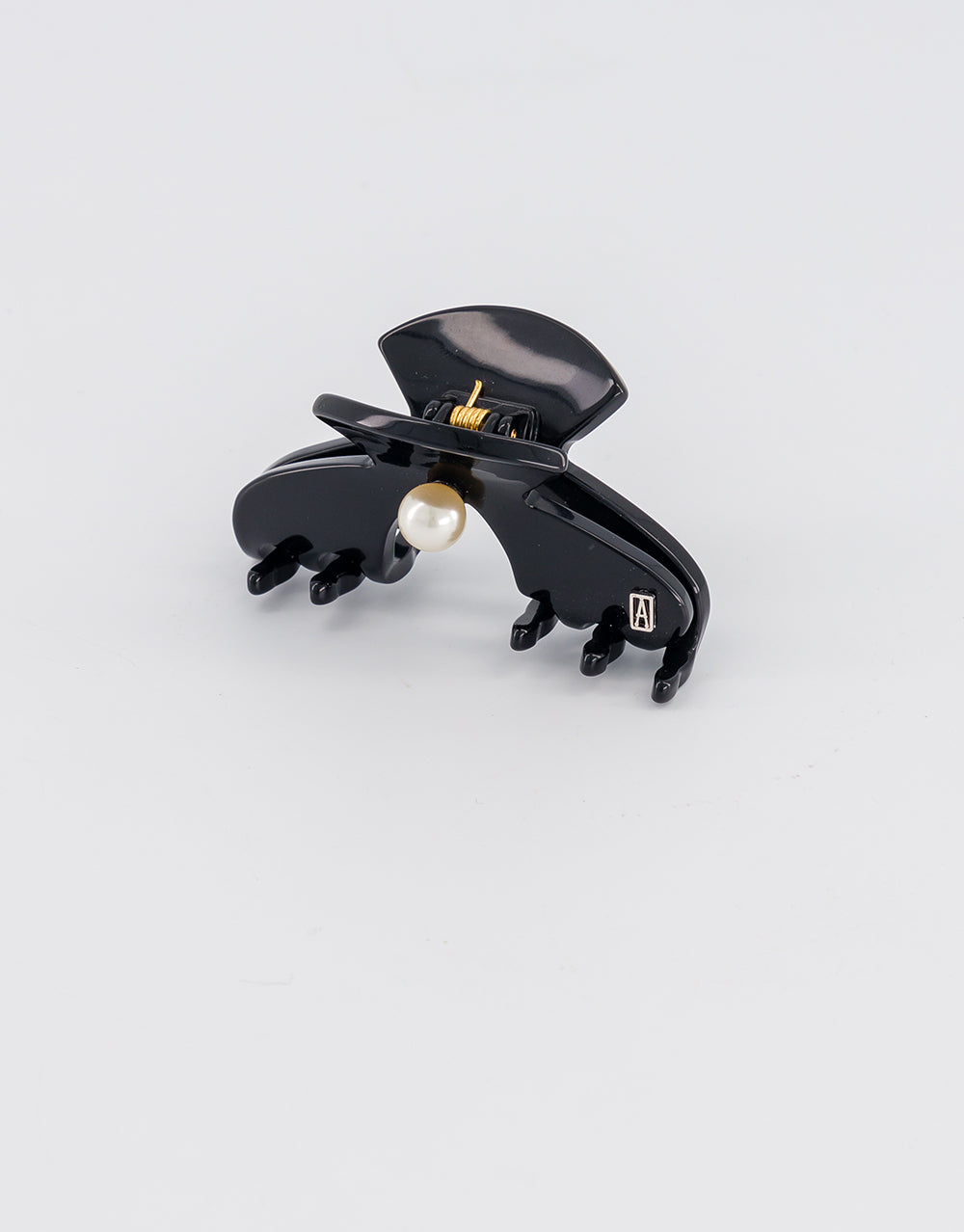 ALEXANDRE DE PARIS Acetate Pearl Clip