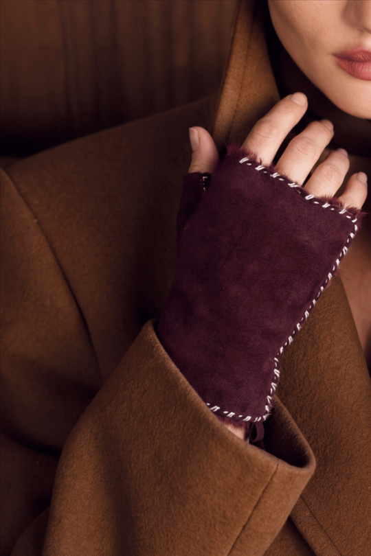 AGNELLE Alix Shearling Fingerless Mitten