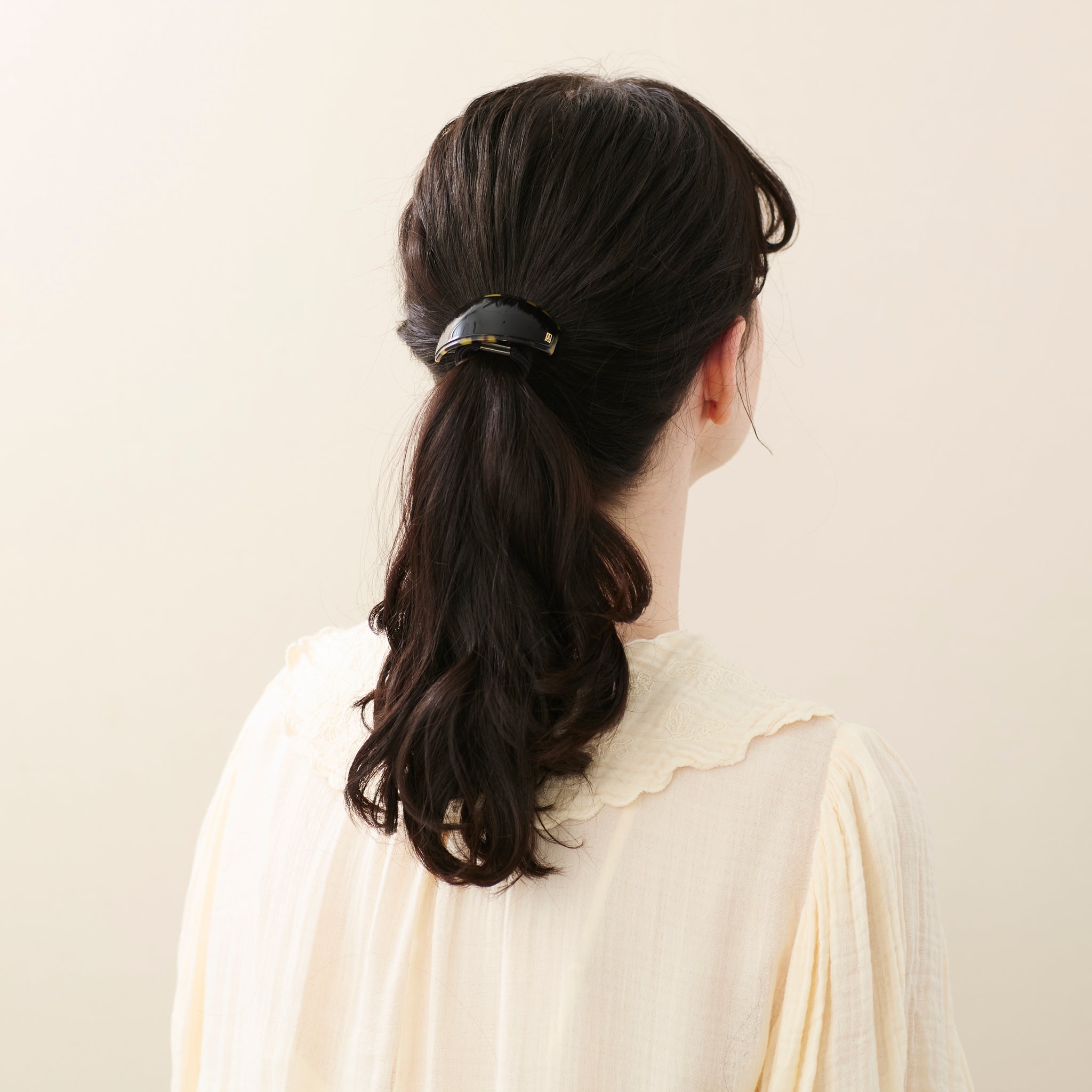 ALEXANDRE DE PARIS Notre Dame Acetate Ponytail Holder