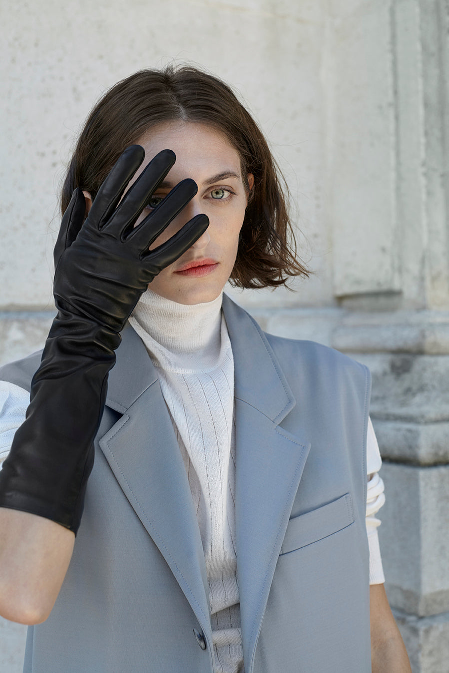 AGNELLE Celia Mid-length Lambskin Glove with a Silk Lining