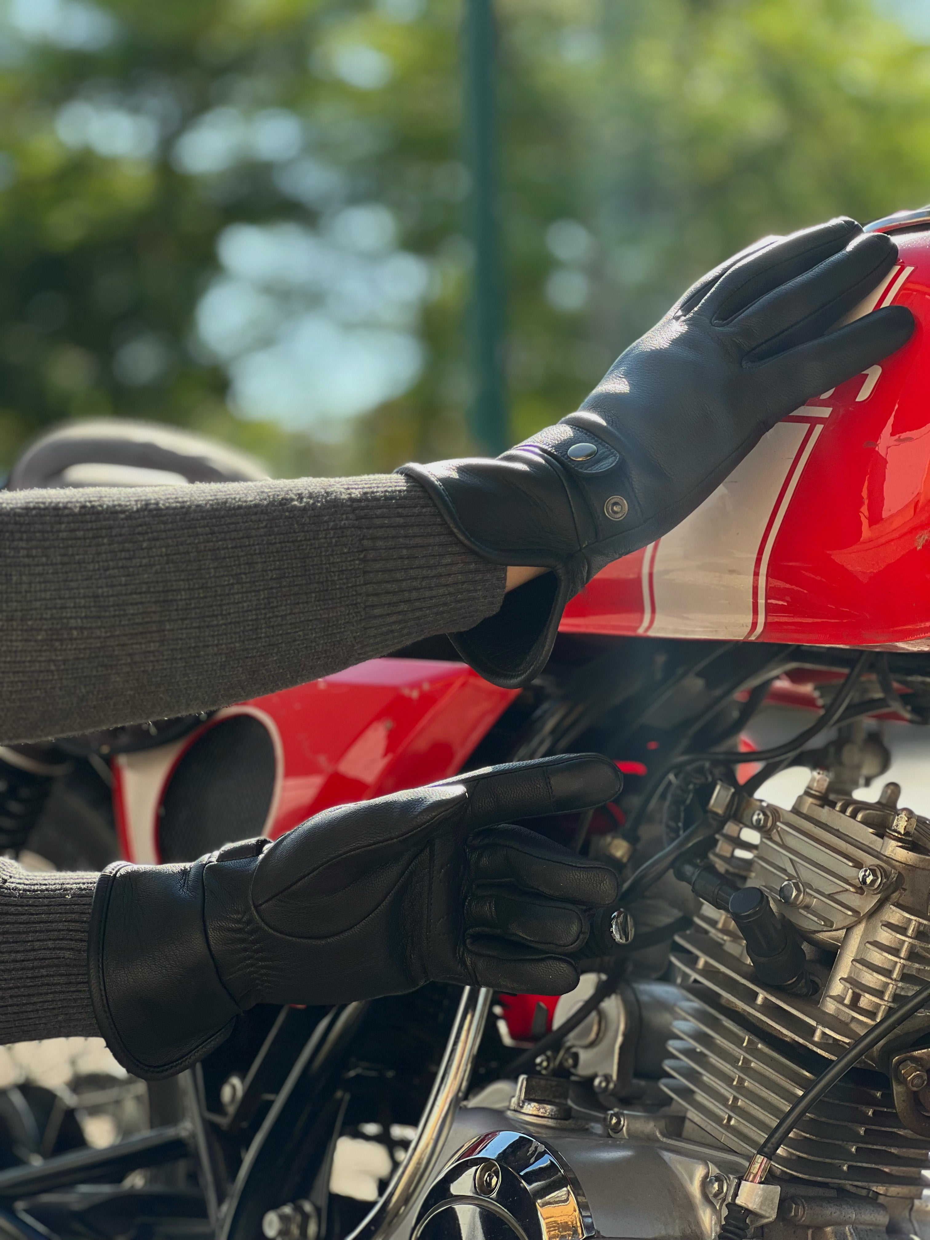 AGNELLE Hooper Alpaca Lined Goat Leather Men Gloves