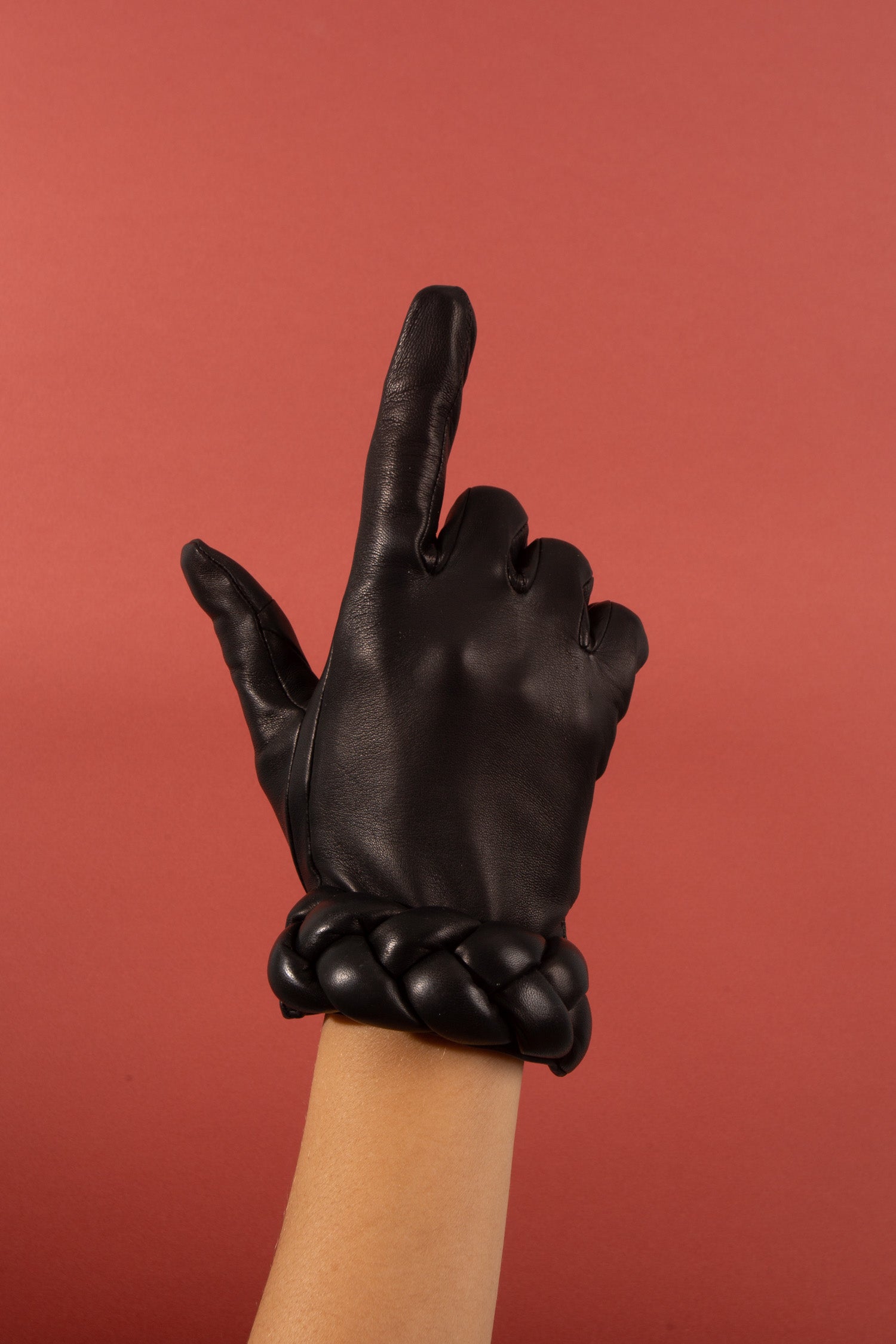 Agnelle Edith Leather Glove with Braided Cuff