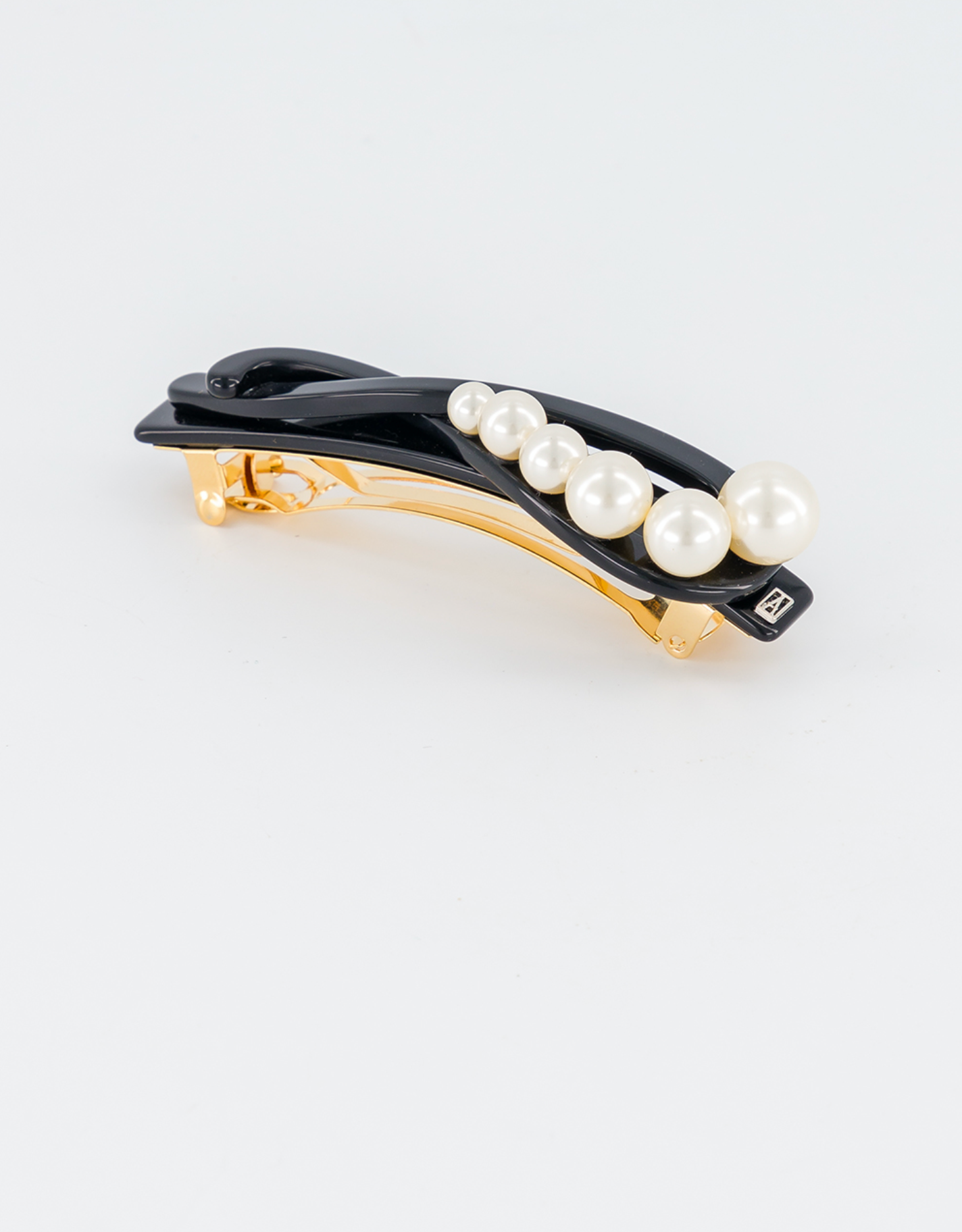 ALEXANDRE DE PARIS pearl barrette