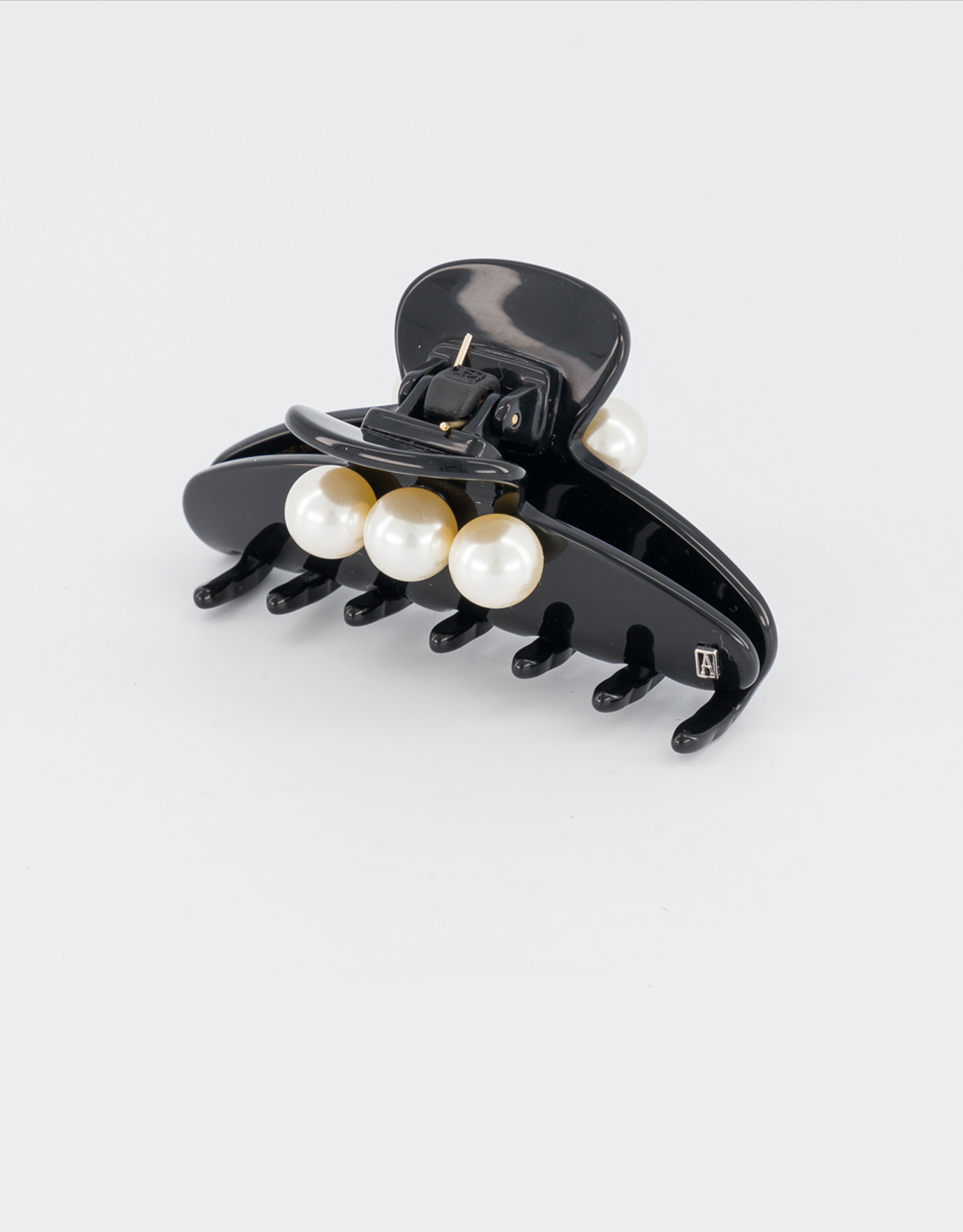 ALEXANDRE DE PARIS Oversize Acetate and Pearl Claw Hair Clip