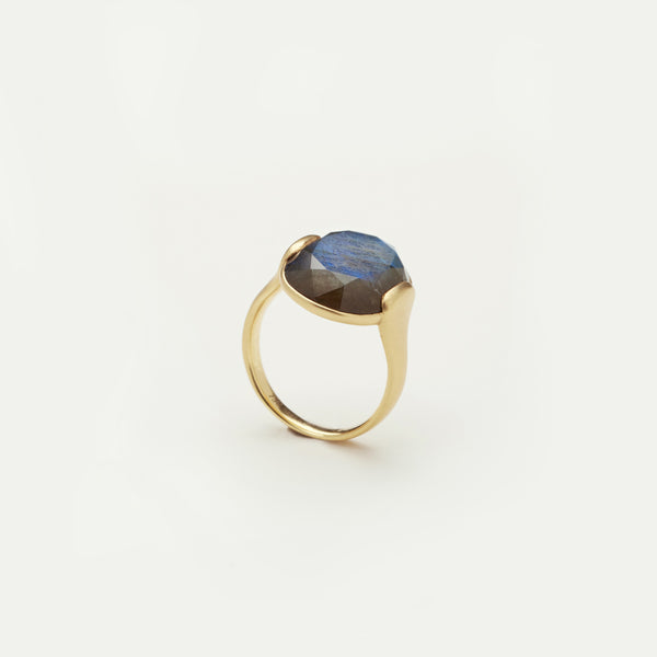 WE BY WHITE BIRD, Grace Moonstone Ring