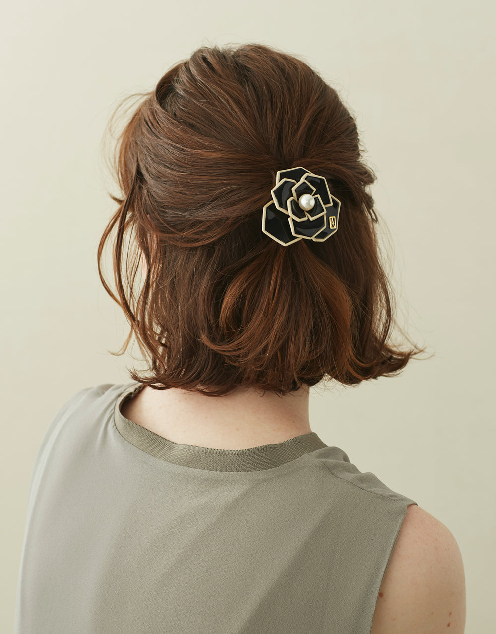 ALEXANDRE DE PARIS Admirable Camelia Hair Tie