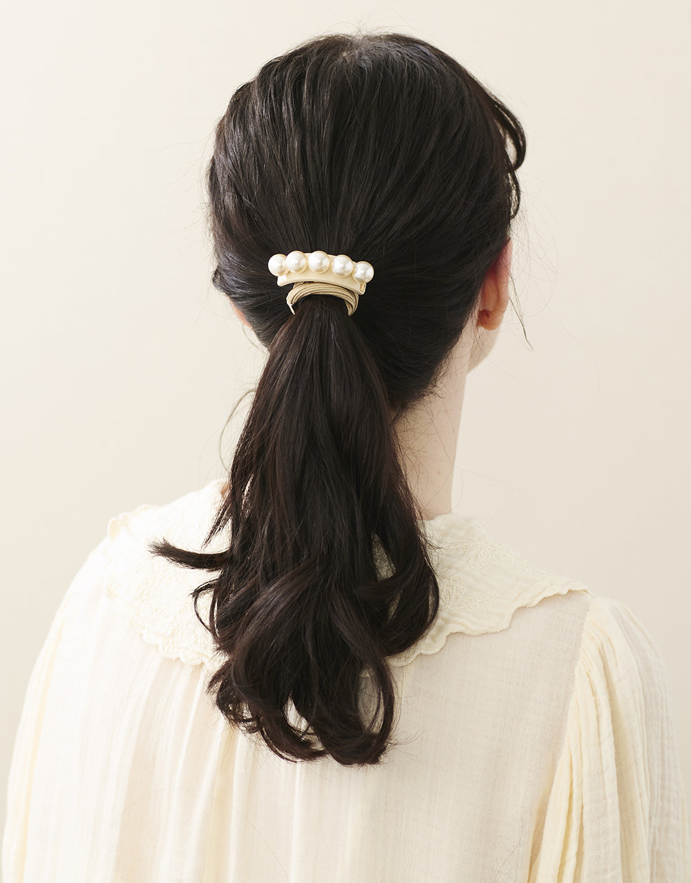 ALEXANDRE DE PARIS Oversize Acetate and Pearls Hair Tie
