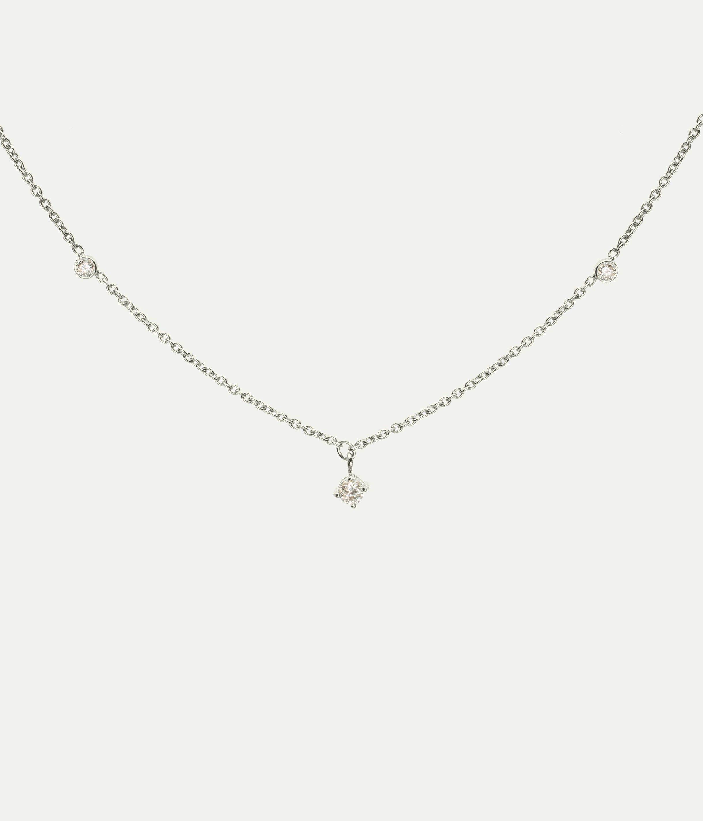 WE BY WHITE BIRD, White Gold 9 Diamonds Holly Necklace