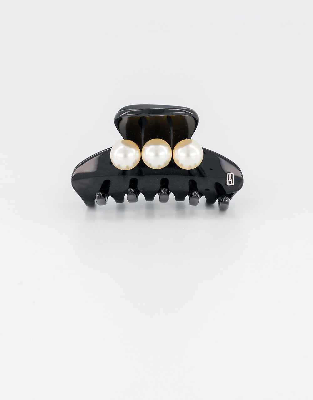 Alexandre de Paris Small Oversize Pearl Clip Black