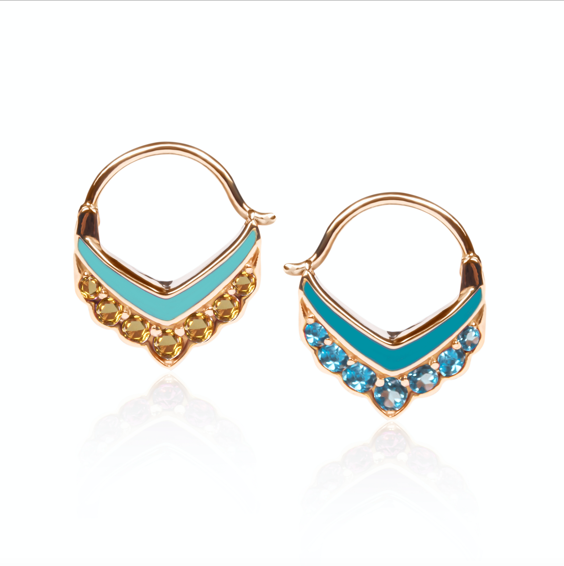 NAYLA ARIDA L'Hypnotic mismatch hoops earrings