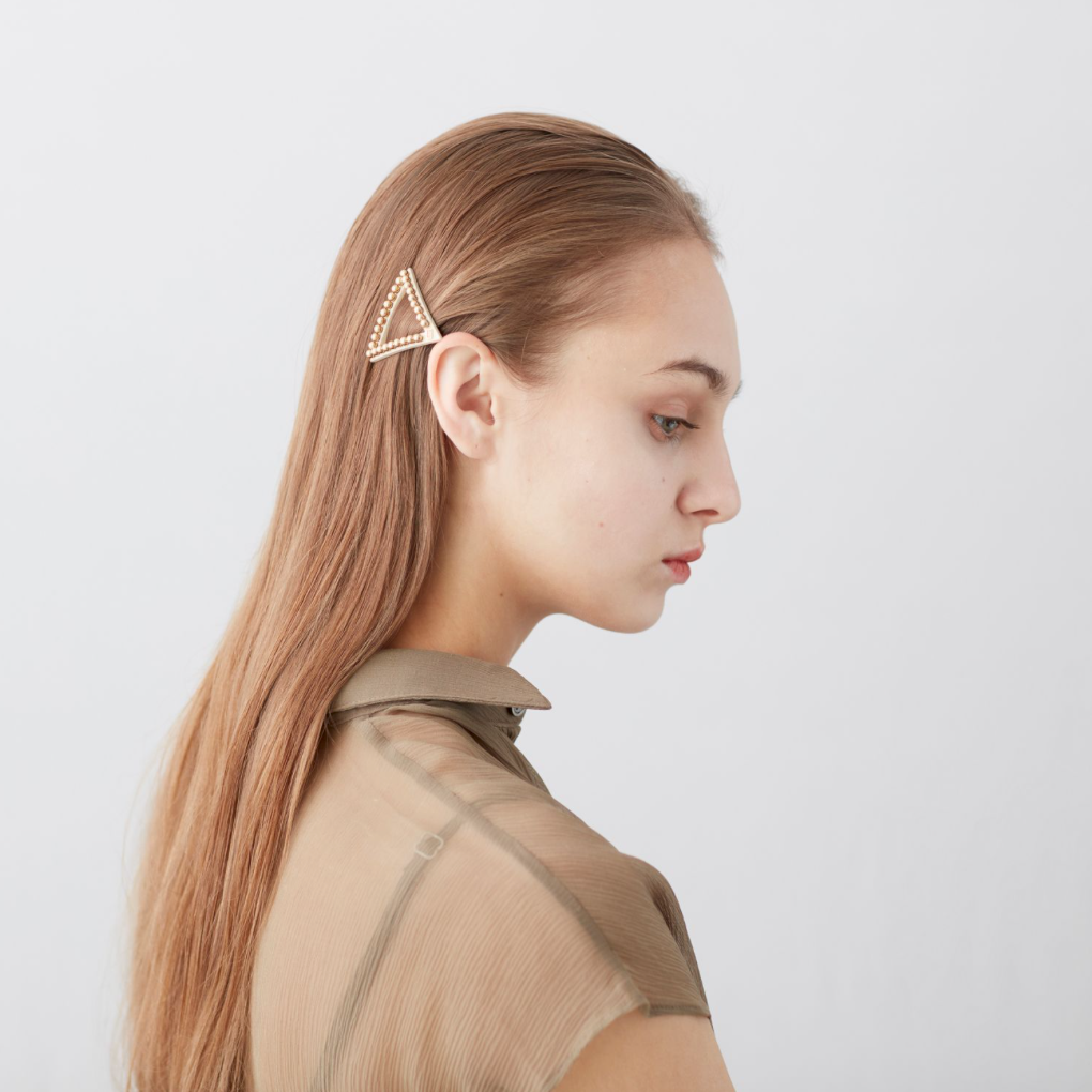 ALEXANDRE DE PARIS Pearl side barrette beige