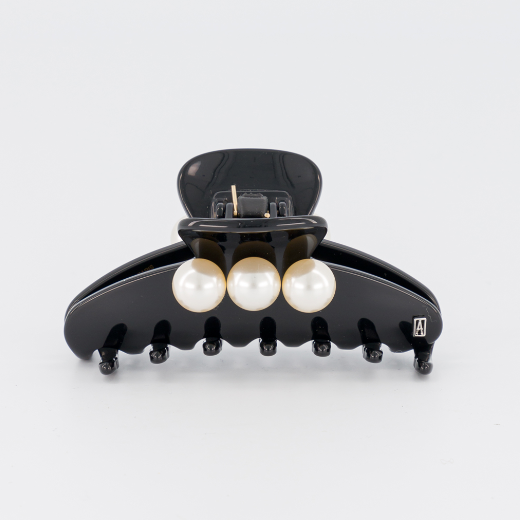 ALEXANDRE DE PARIS Oversize pearl hair clip ALEXANDRE DE PARIS Oversize pearl hair clip