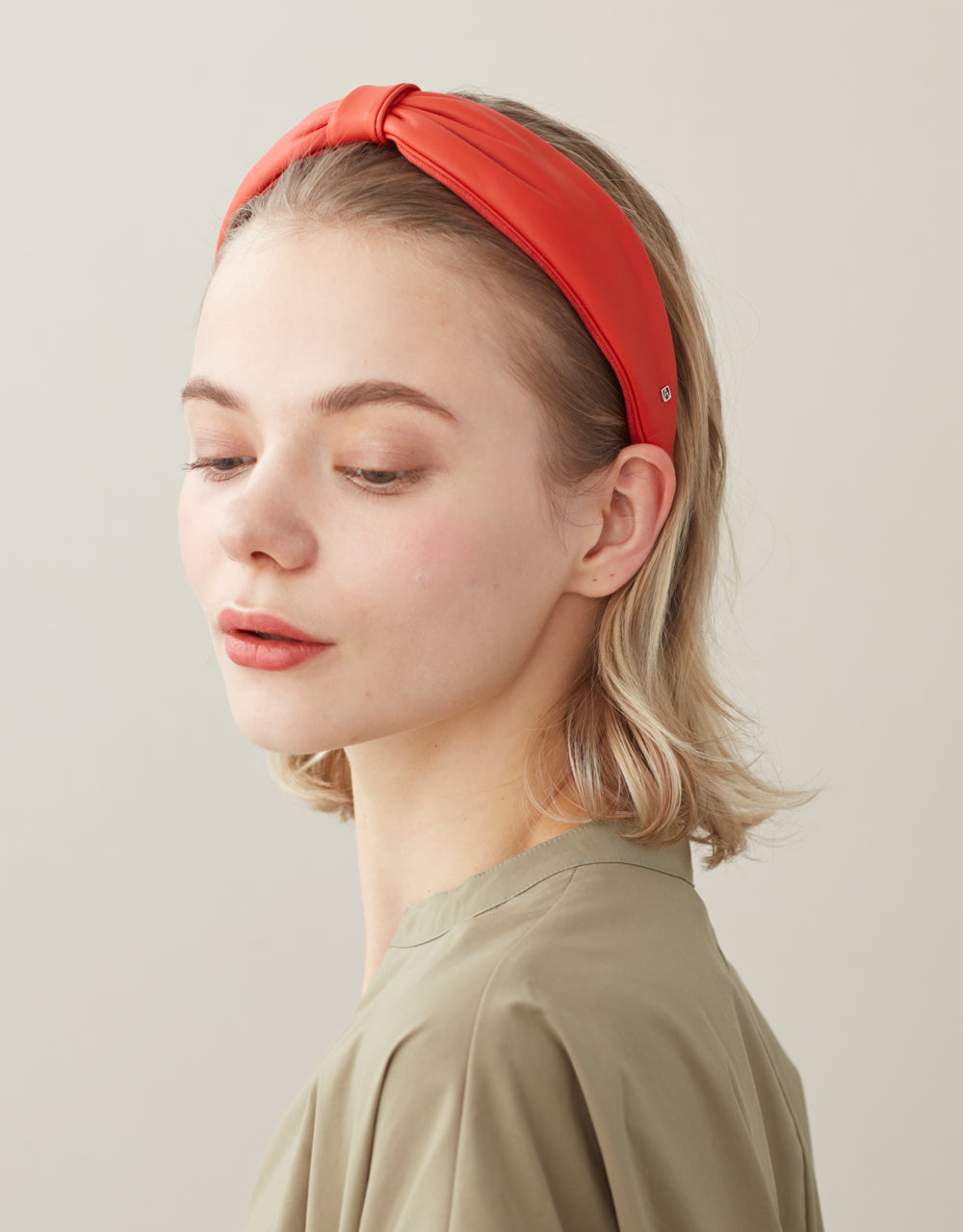 ALEXANDRE DE PARIS Leather headband